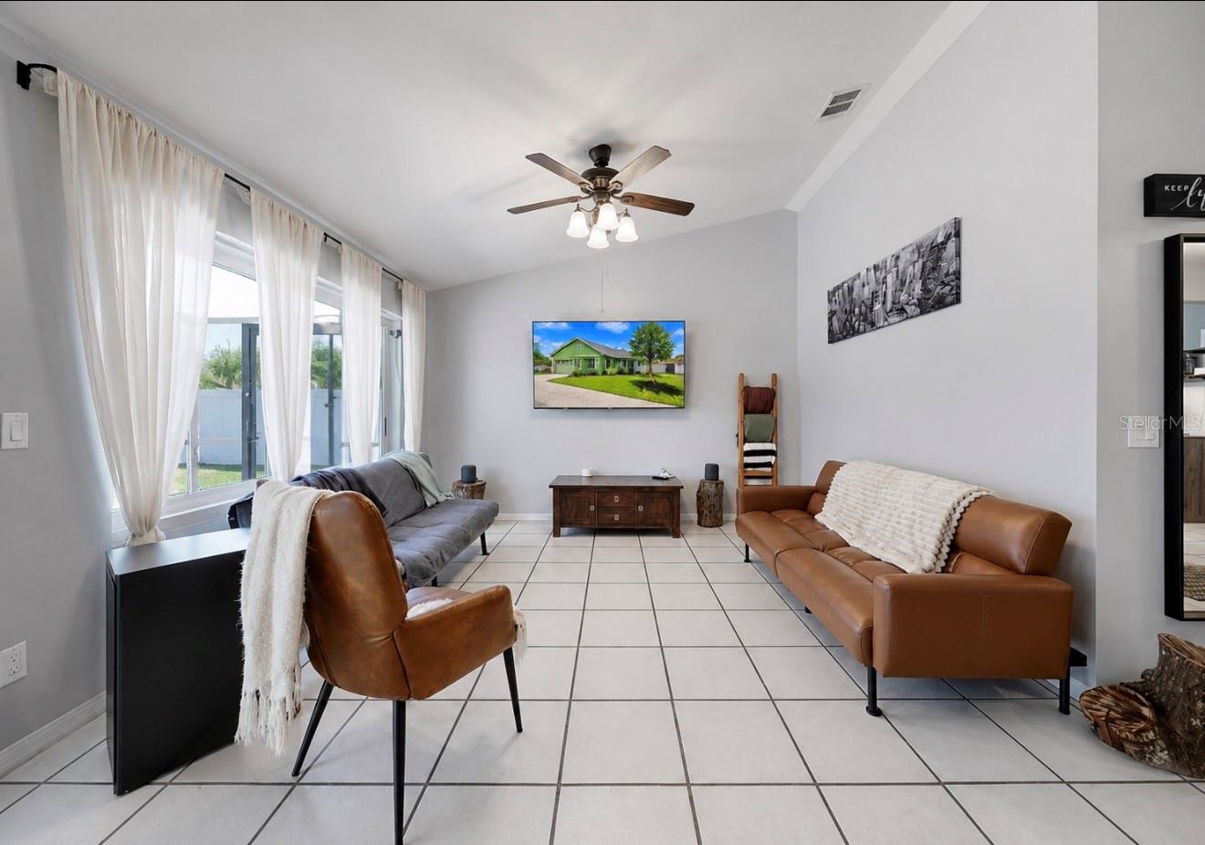 OAKDALE RIVERVIEW ESTATES UN 2 - Residential