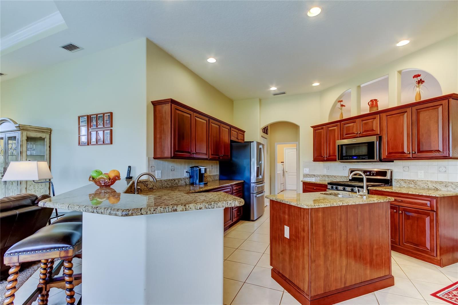 PLANTERS MANOR AT GREENFIELD PLNT III-A - Residential