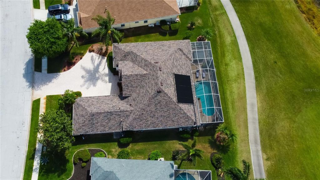 Photo of 522 Planters Manor Way, Bradenton, FL 34212 (MLS # TB8374980)