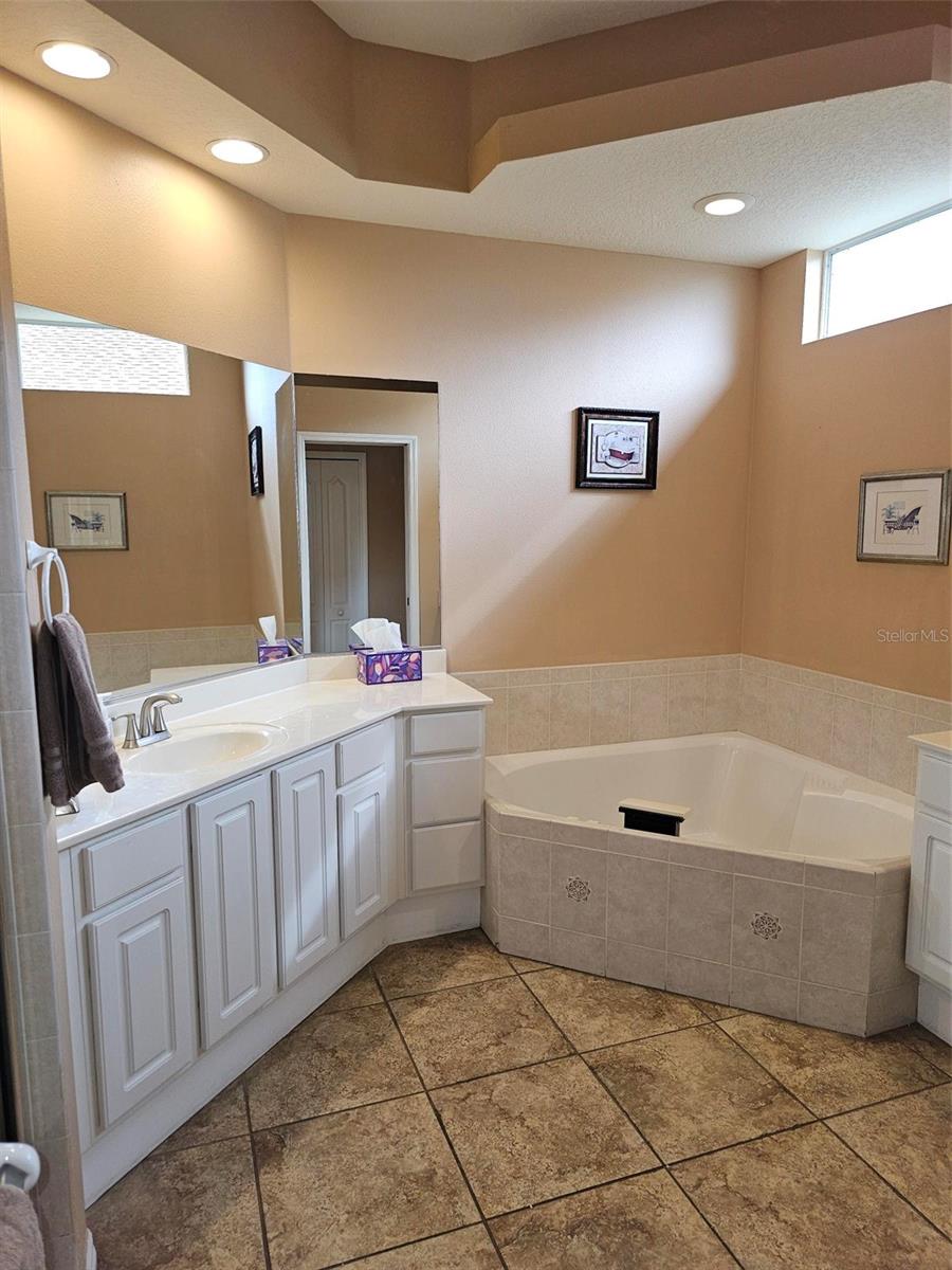 PLANTERS MANOR AT GREENFIELD PLNT III-A - Residential