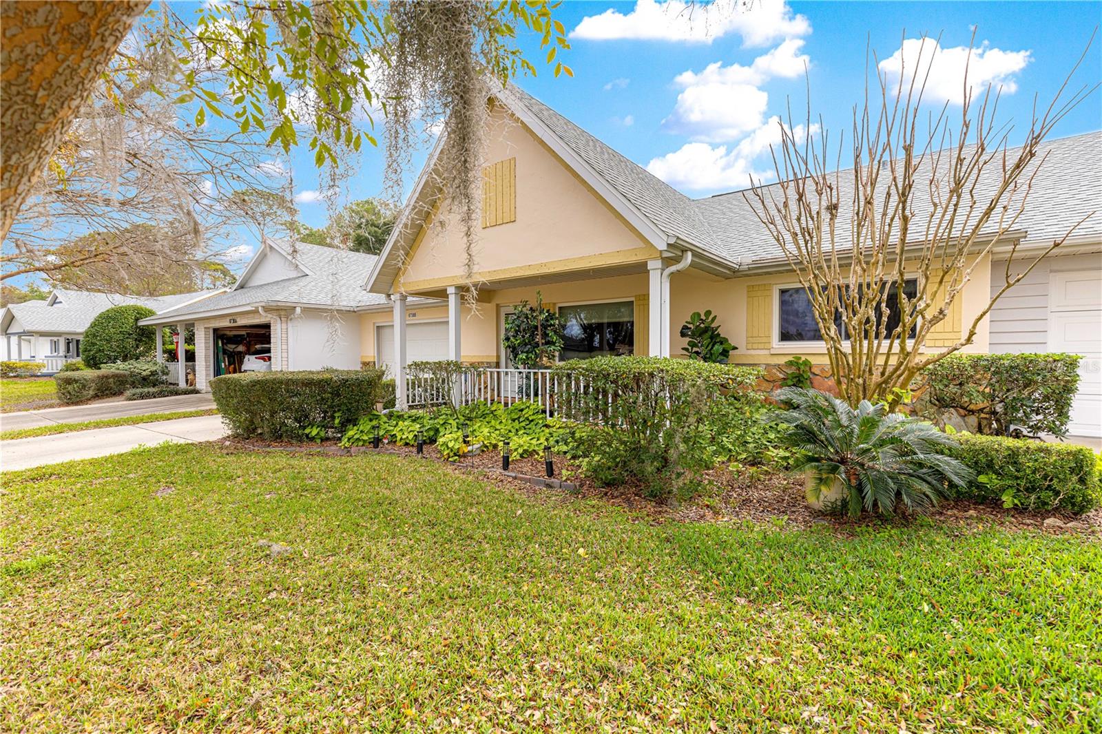 ON TOP OF THE WORLD - Residential