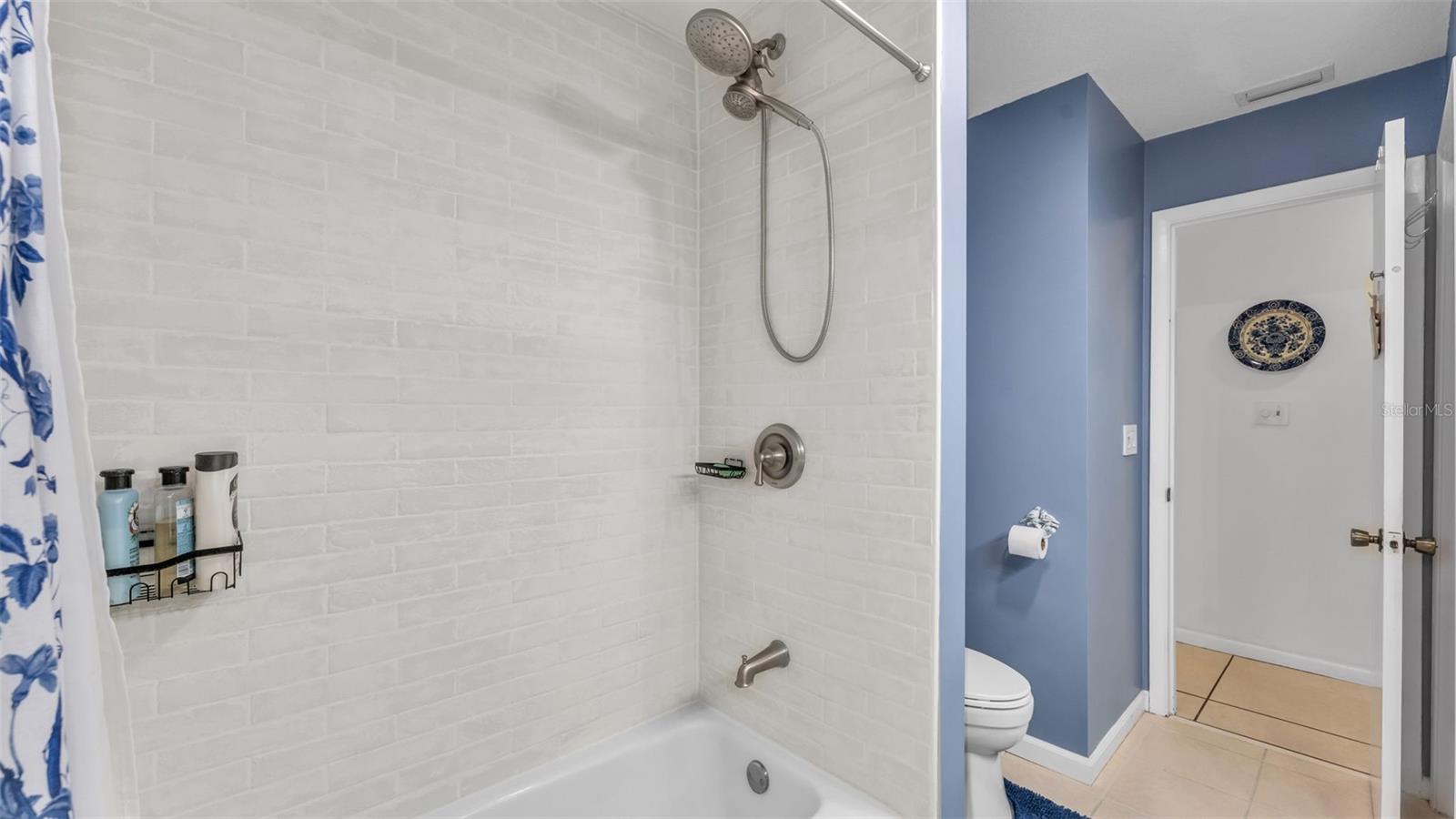 CHRISTINA WOODS - Residential