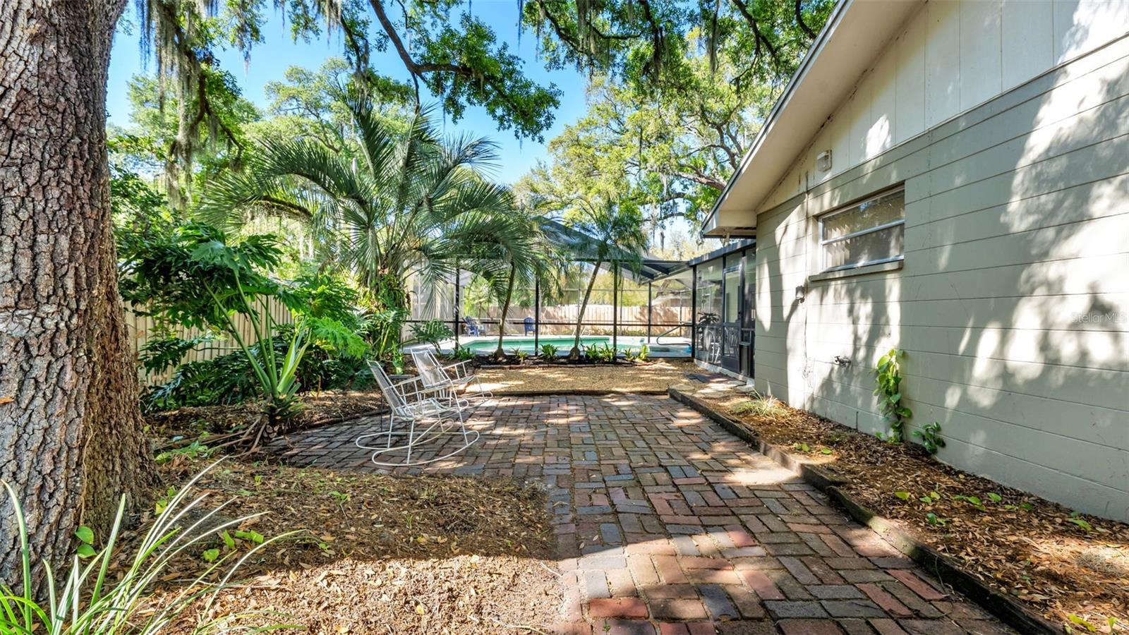 CHRISTINA WOODS - Residential