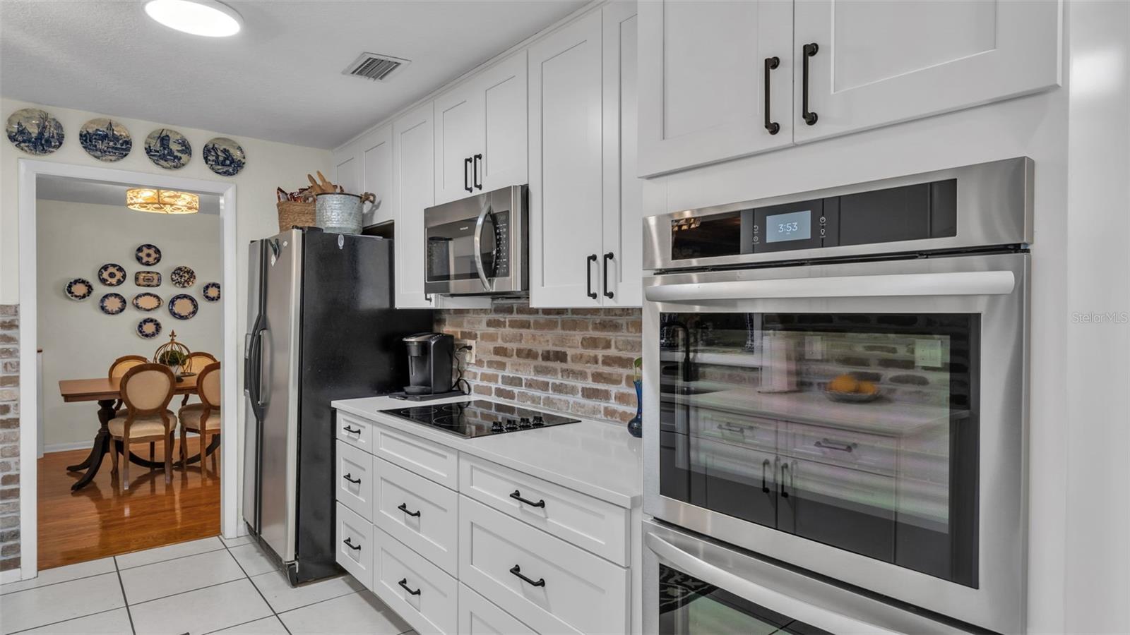 CHRISTINA WOODS - Residential