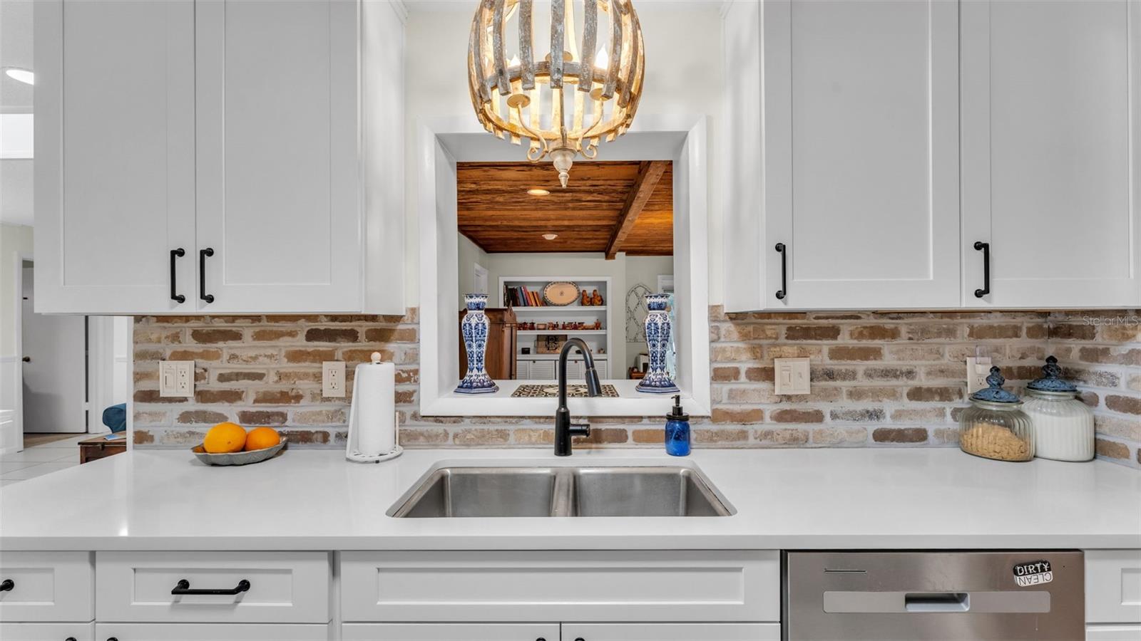 CHRISTINA WOODS - Residential