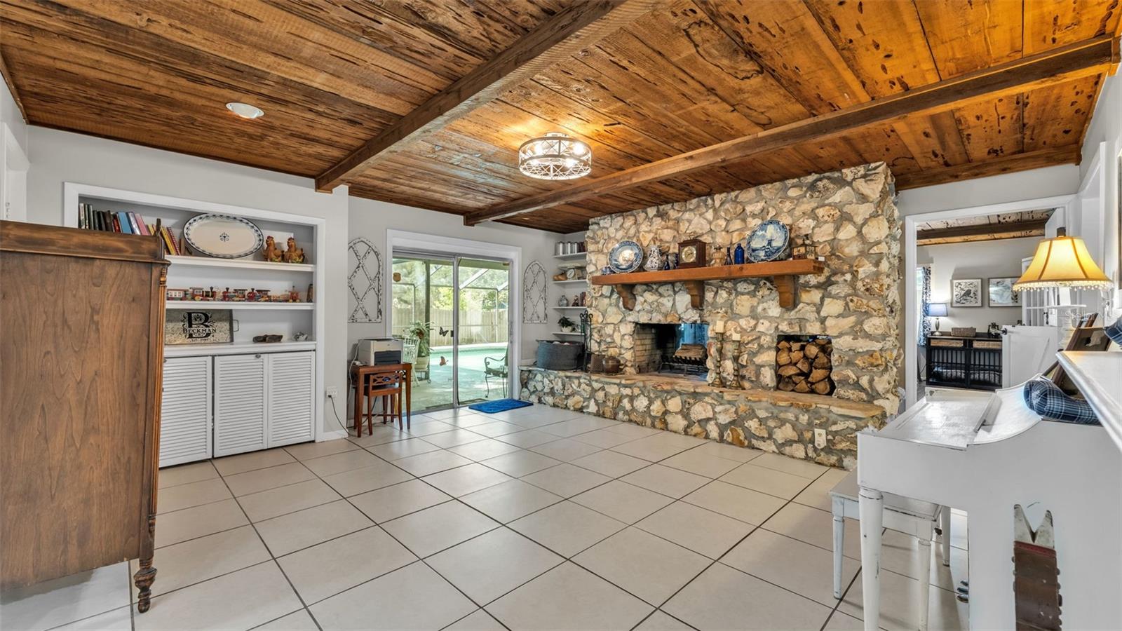 CHRISTINA WOODS - Residential