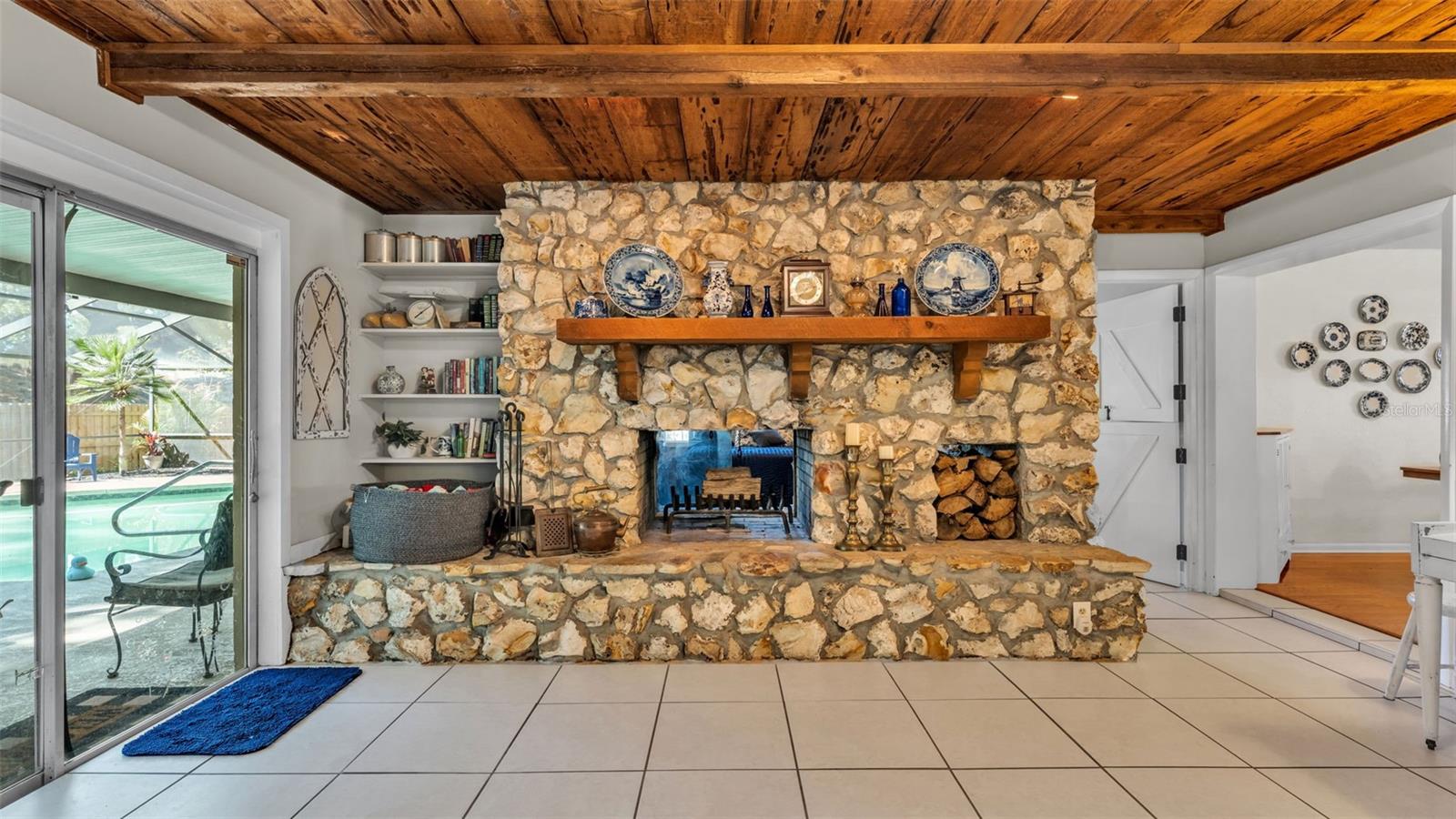 CHRISTINA WOODS - Residential