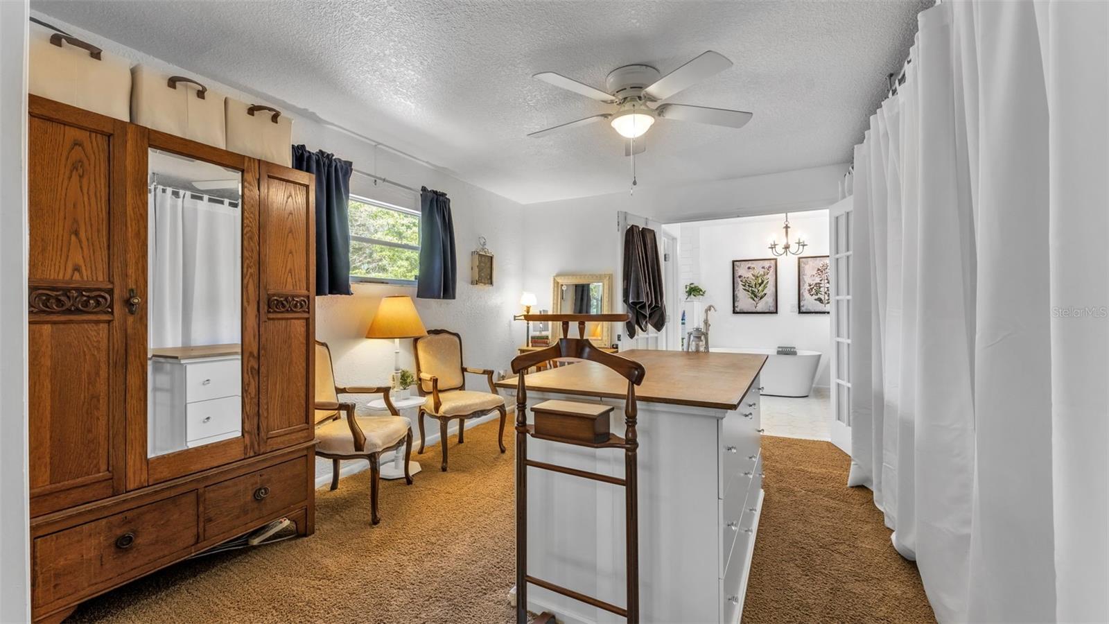 CHRISTINA WOODS - Residential