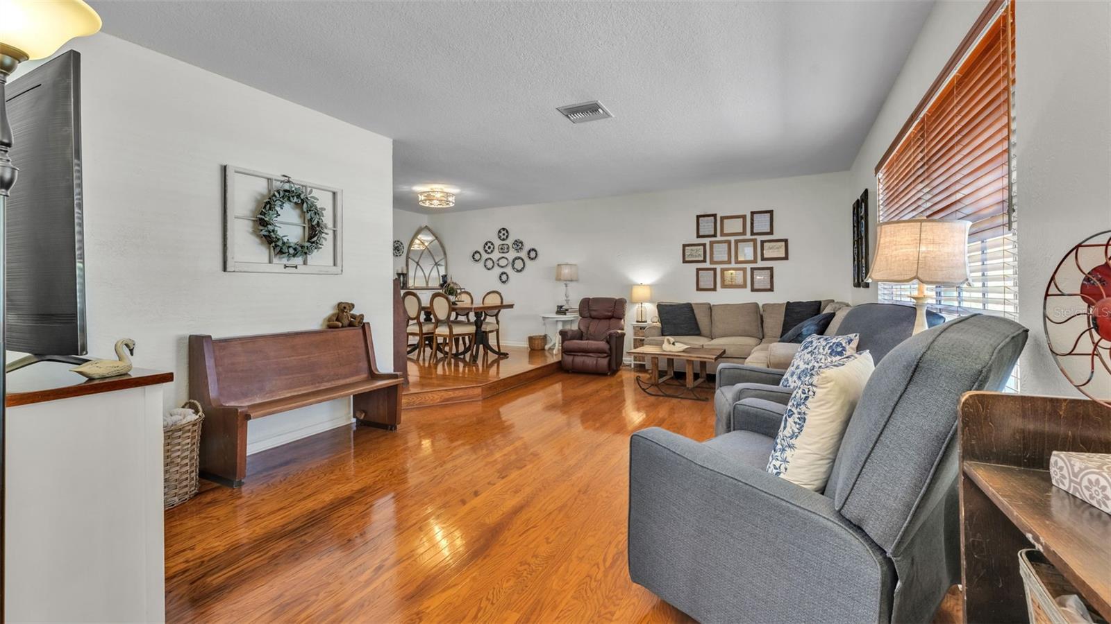 CHRISTINA WOODS - Residential