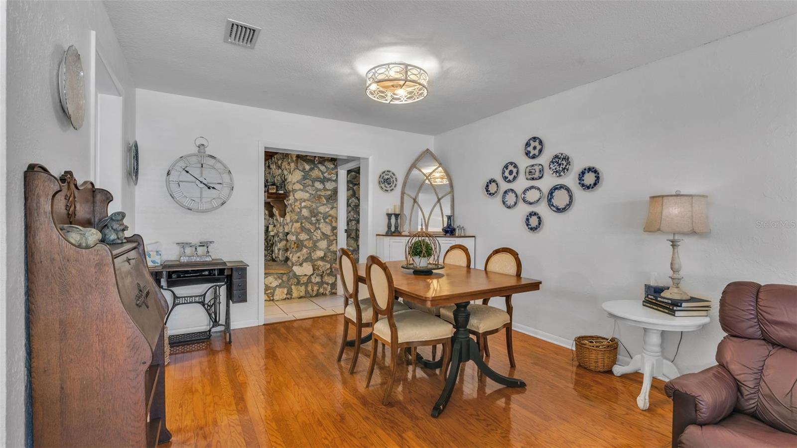 CHRISTINA WOODS - Residential