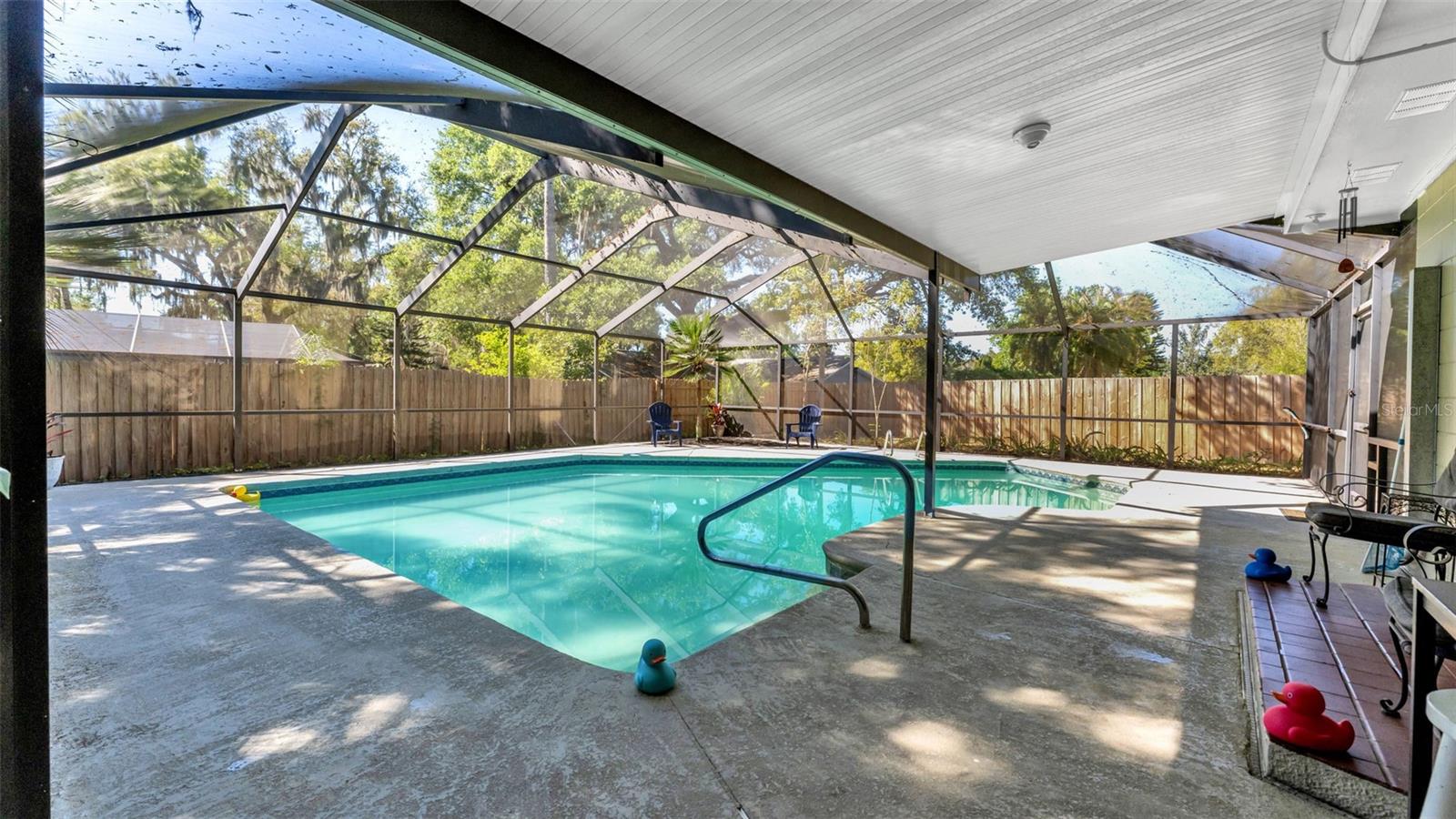 CHRISTINA WOODS - Residential