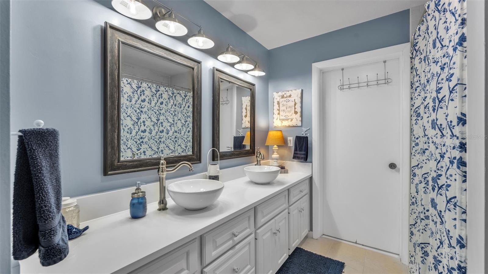 CHRISTINA WOODS - Residential