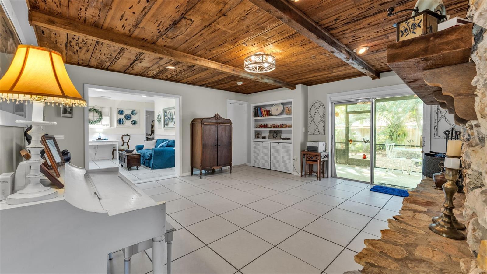 CHRISTINA WOODS - Residential