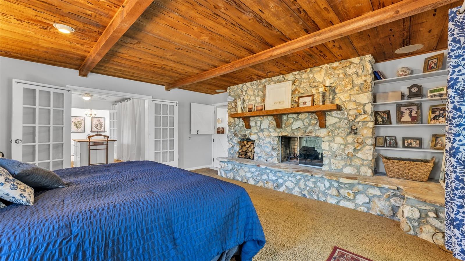 CHRISTINA WOODS - Residential