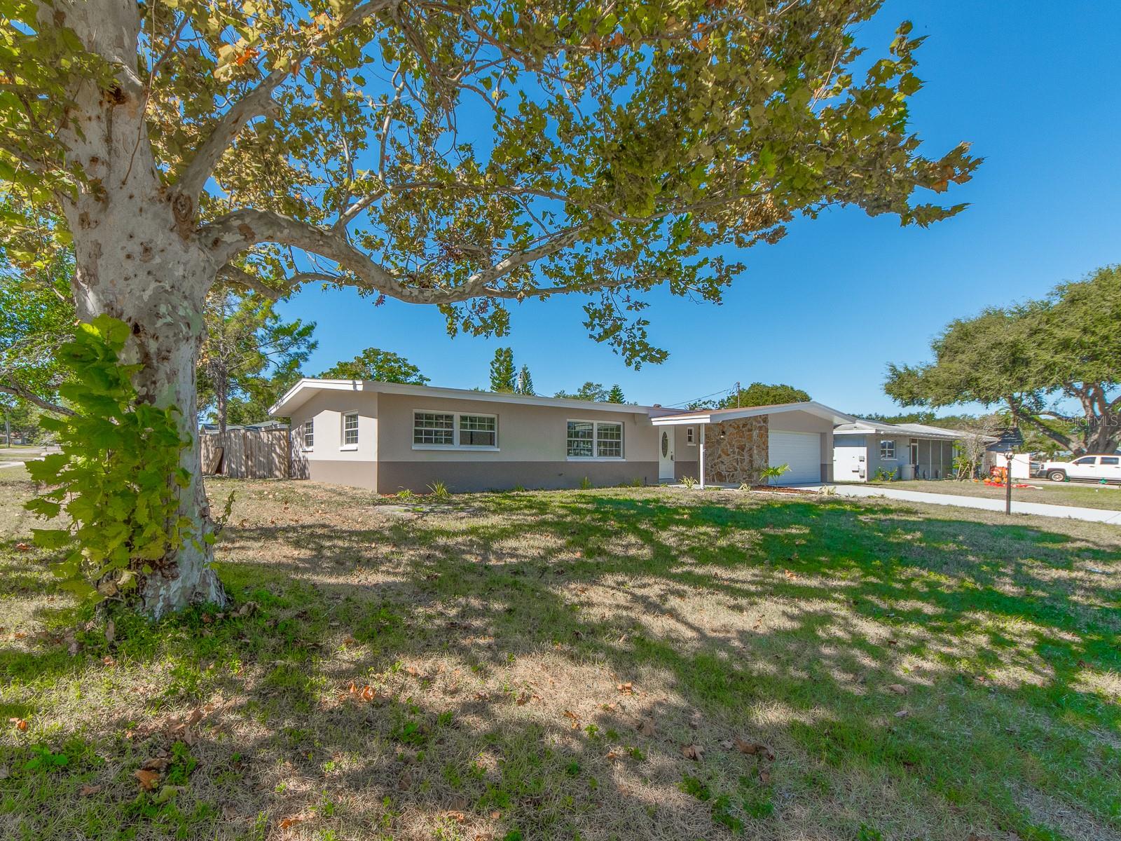 BROOKHILL - Residential