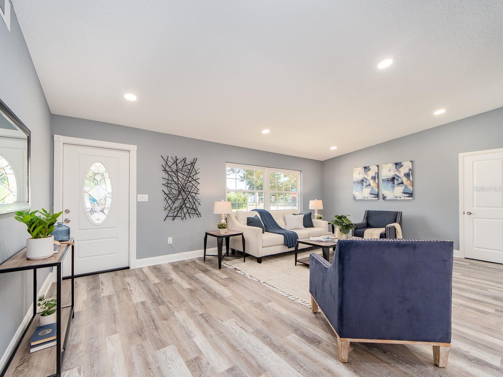 BROOKHILL - Residential