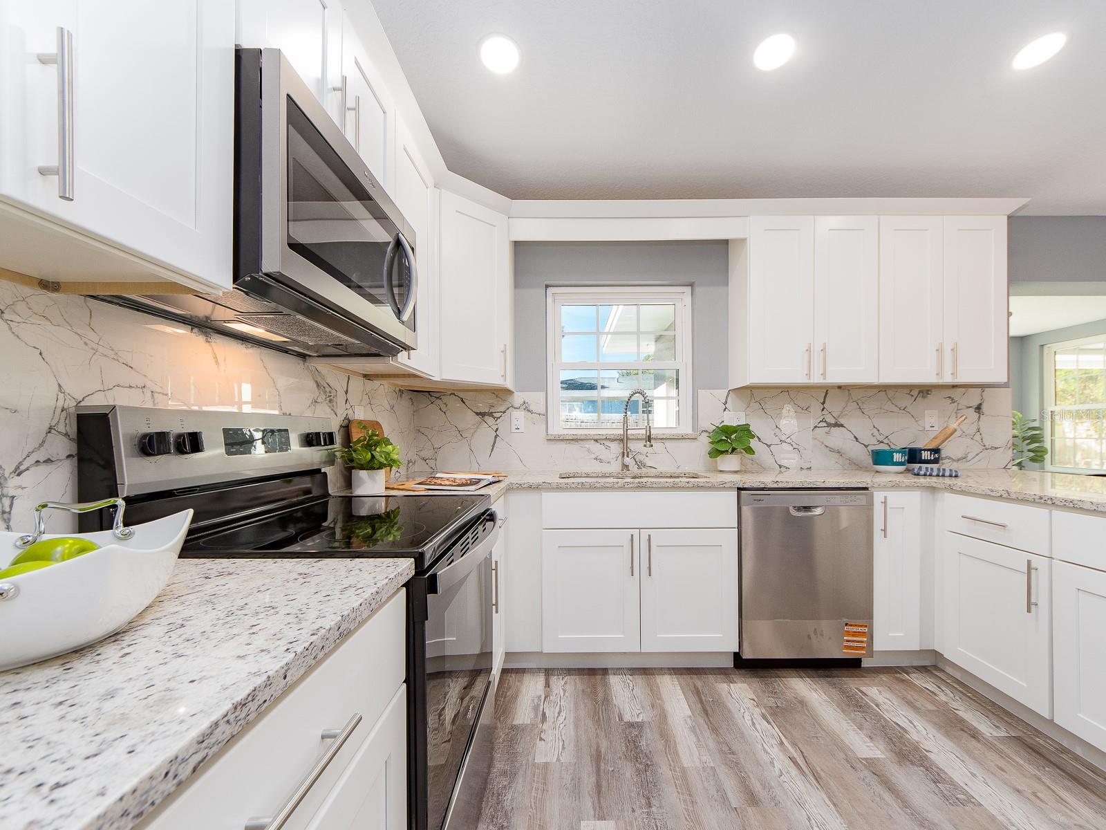 BROOKHILL - Residential