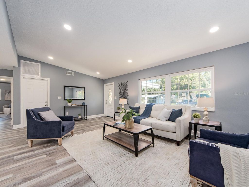 Photo of 1596 S Evergreen Avenue, Clearwater, FL 33756 (MLS # TB8444695)