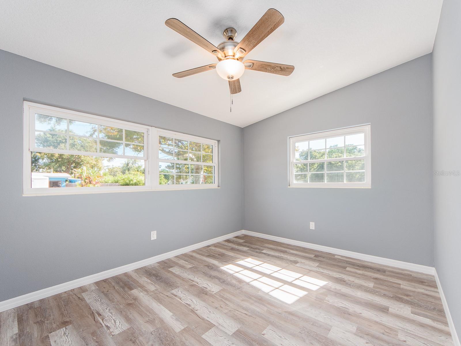 BROOKHILL - Residential