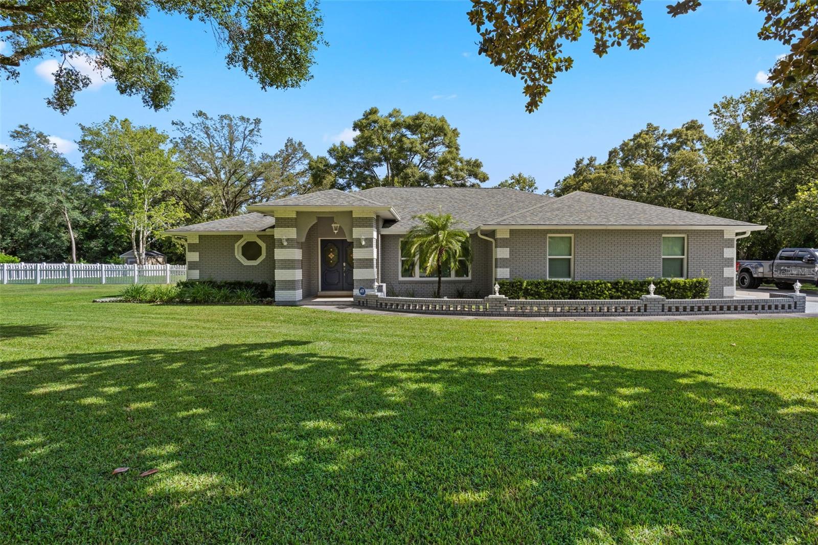 SPRING HOLLOW - Residential