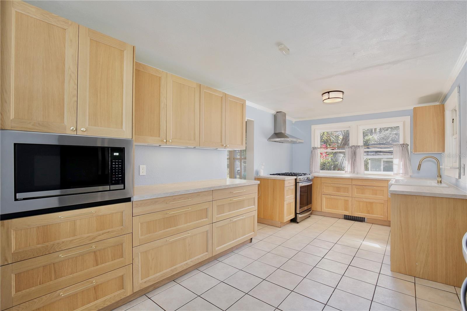 PINE HGTS - Residential