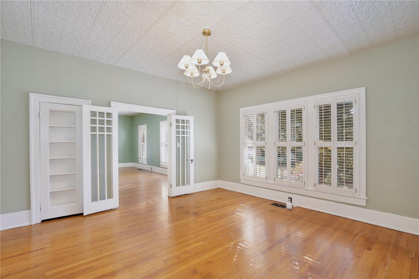 PINE HGTS - Residential