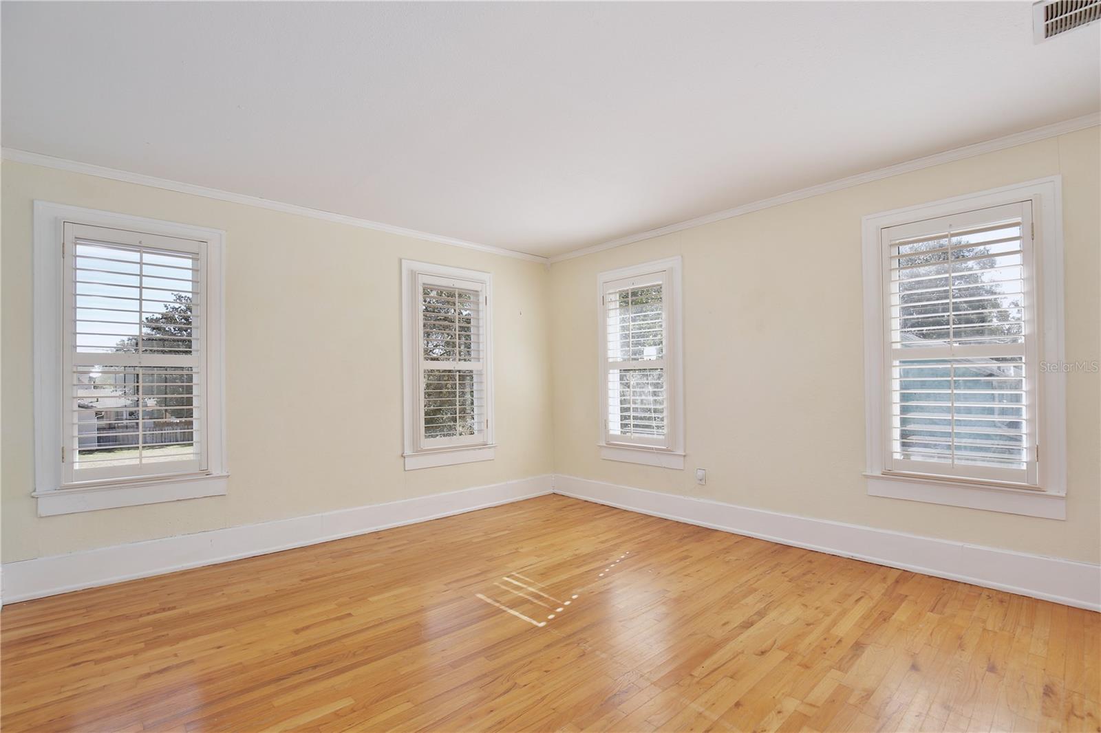 PINE HGTS - Residential