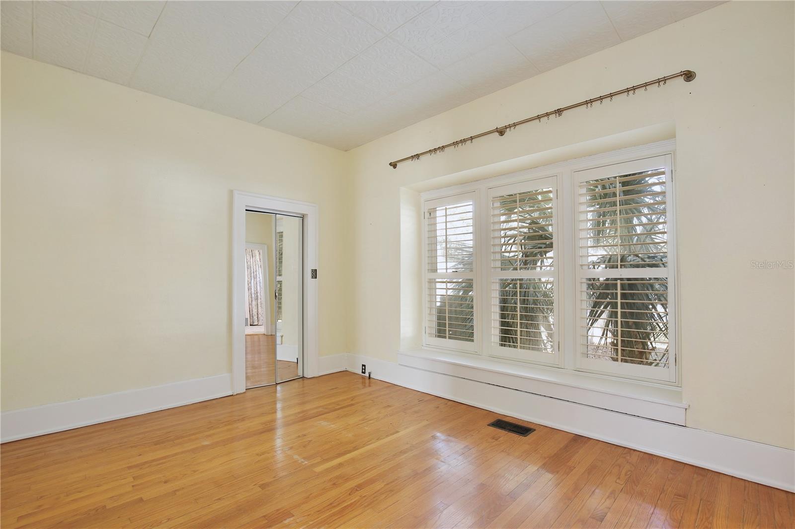 PINE HGTS - Residential