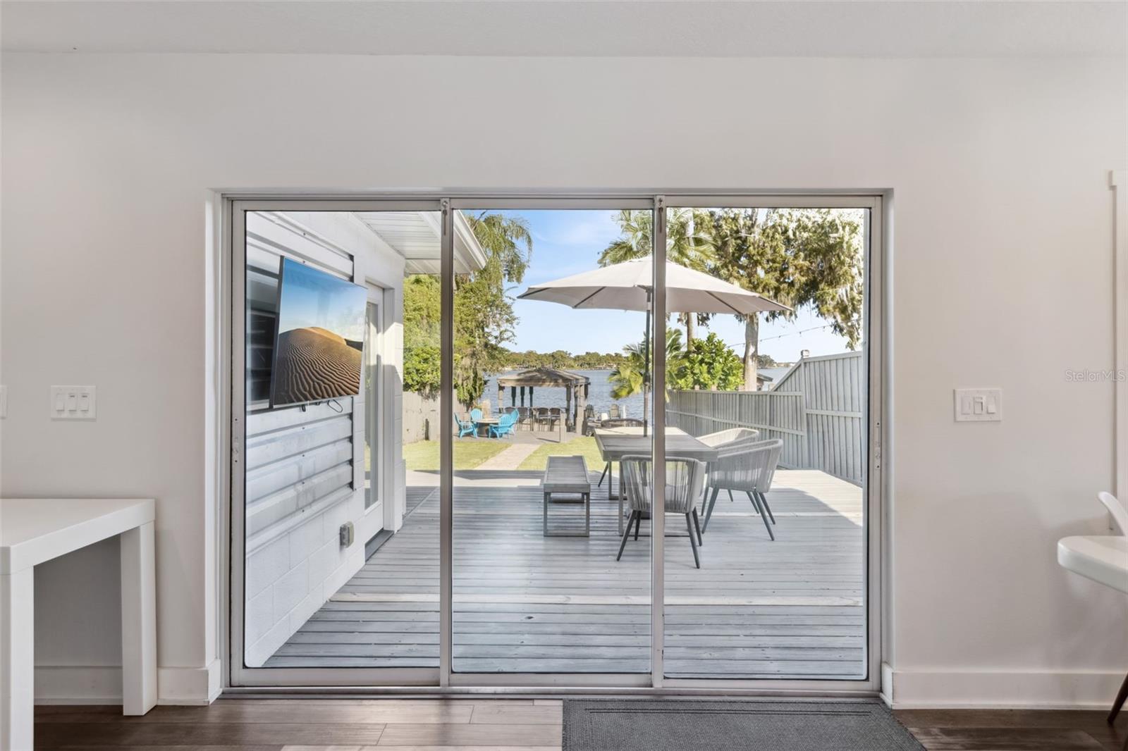 KILLARNEY CIRCLE - Residential