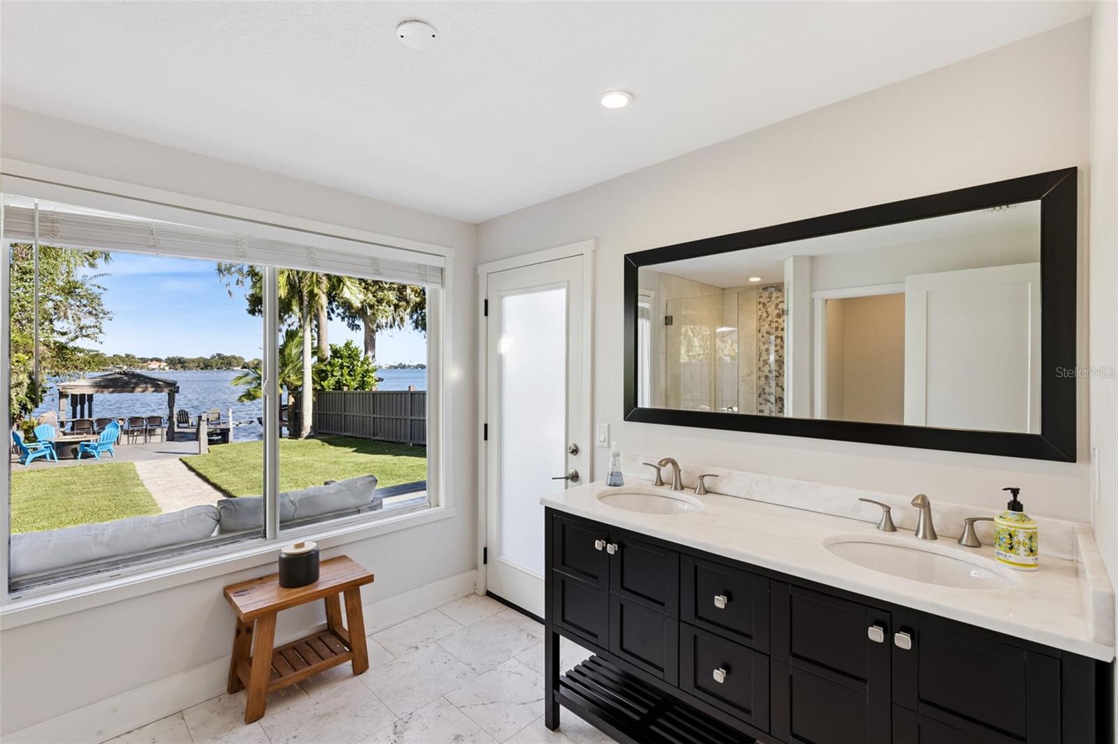 KILLARNEY CIRCLE - Residential