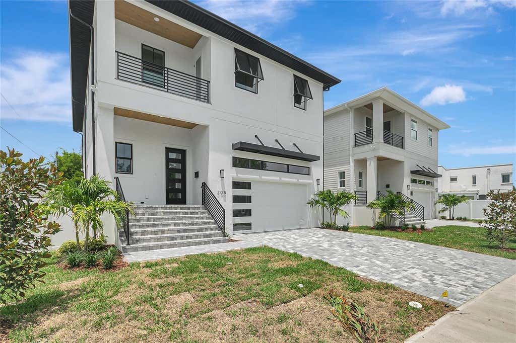 Photo of 208 Chippewa Avenue, Tampa, FL 33606 (MLS # TB8531849)