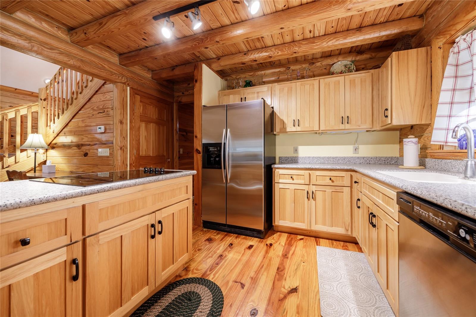 STAR LAKE FOREST - Residential