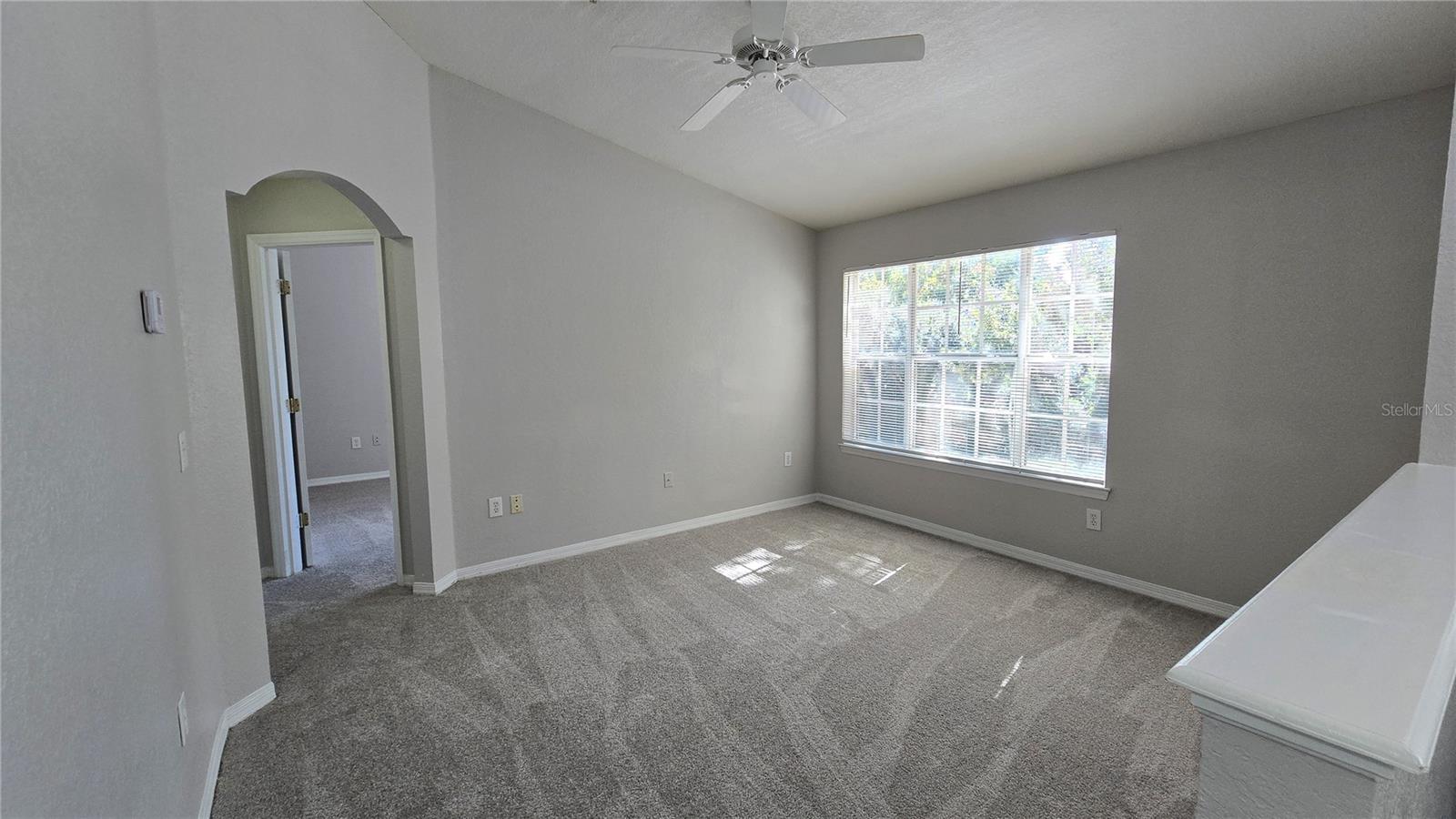 CRESCENT PLACE AT LAKE LOTUS CONDO - Residential Lease