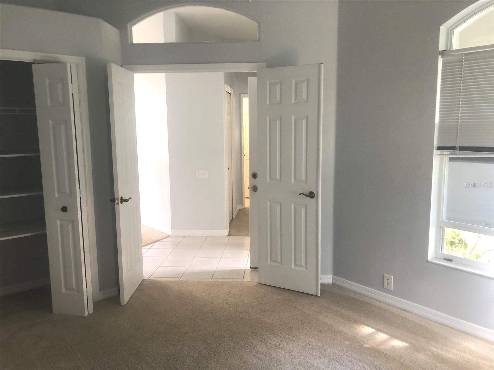 6759 HICKORY HAMMOCK CIRCLE