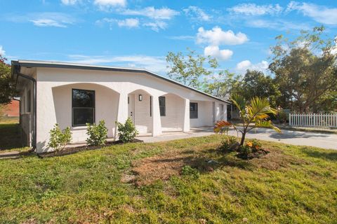 A home in TAMPA