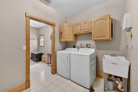 Tiny photo for 20621 Shady Oak Lane, Eustis, FL 32736 (MLS # G5112714)