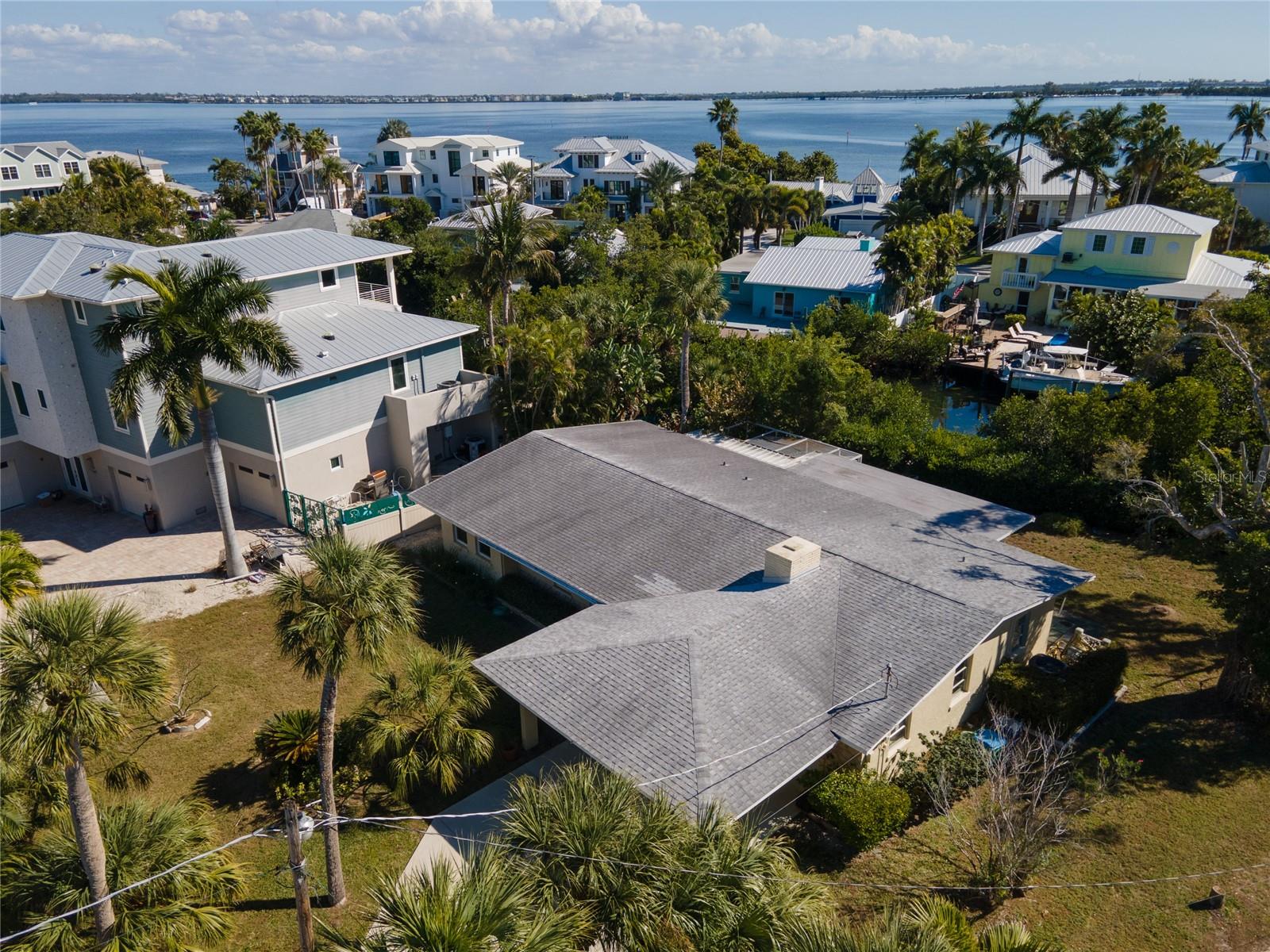 HOLMES BEACH 14TH UNIT - Residential