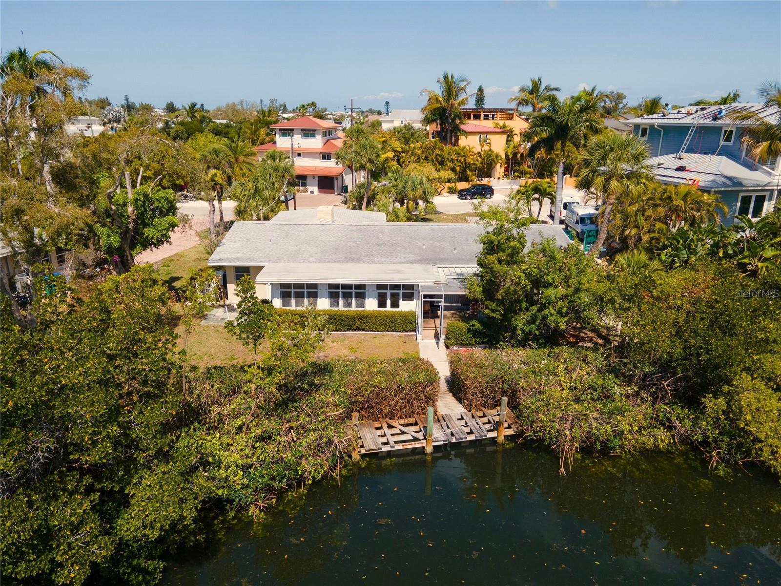 HOLMES BEACH 14TH UNIT - Residential