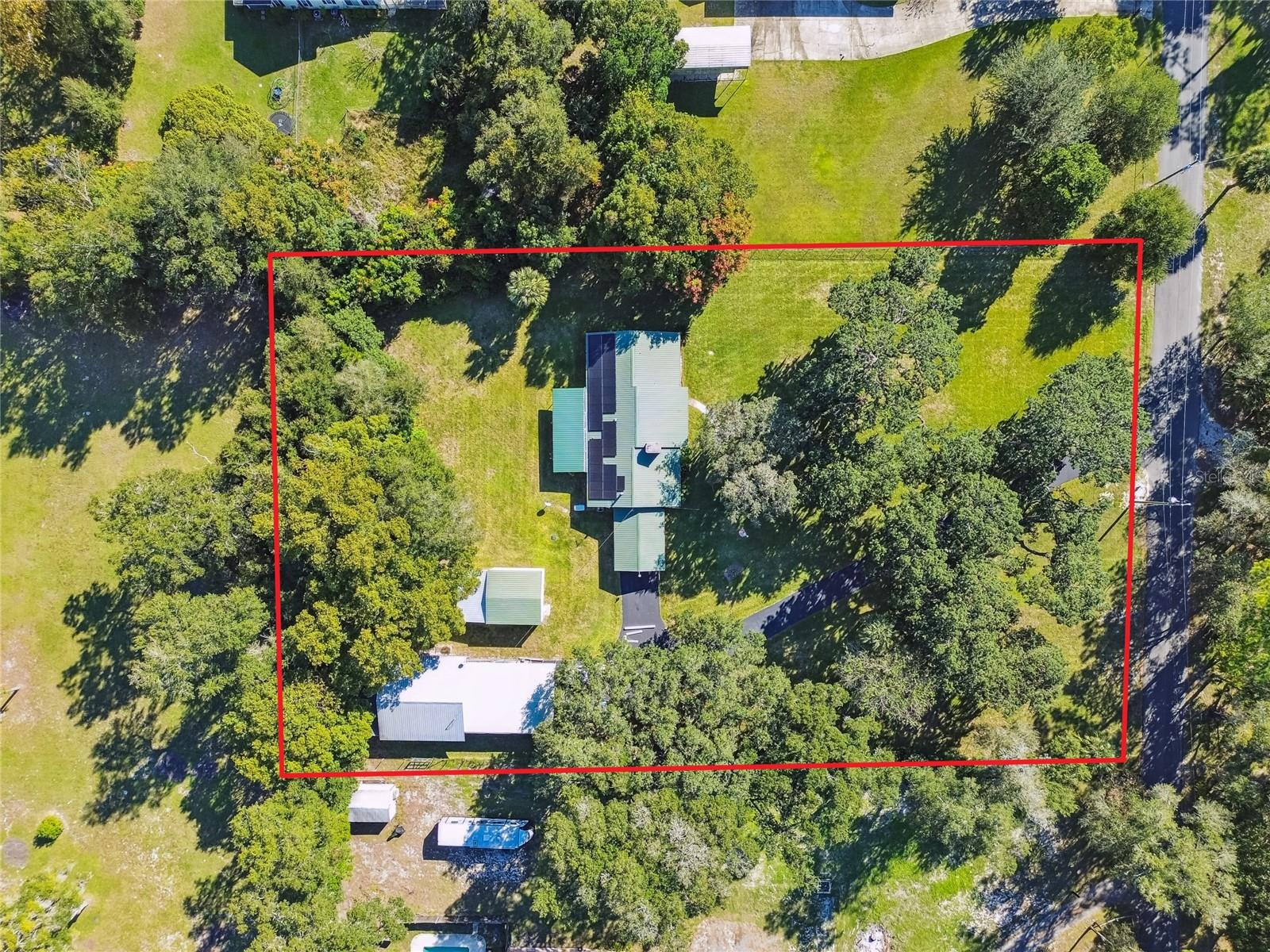 CLARK N 01/2 LT 04 02 18 30 - Residential