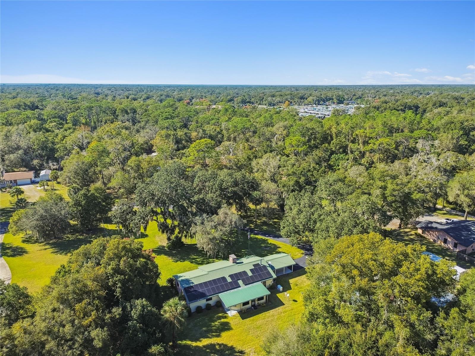 CLARK N 01/2 LT 04 02 18 30 - Residential