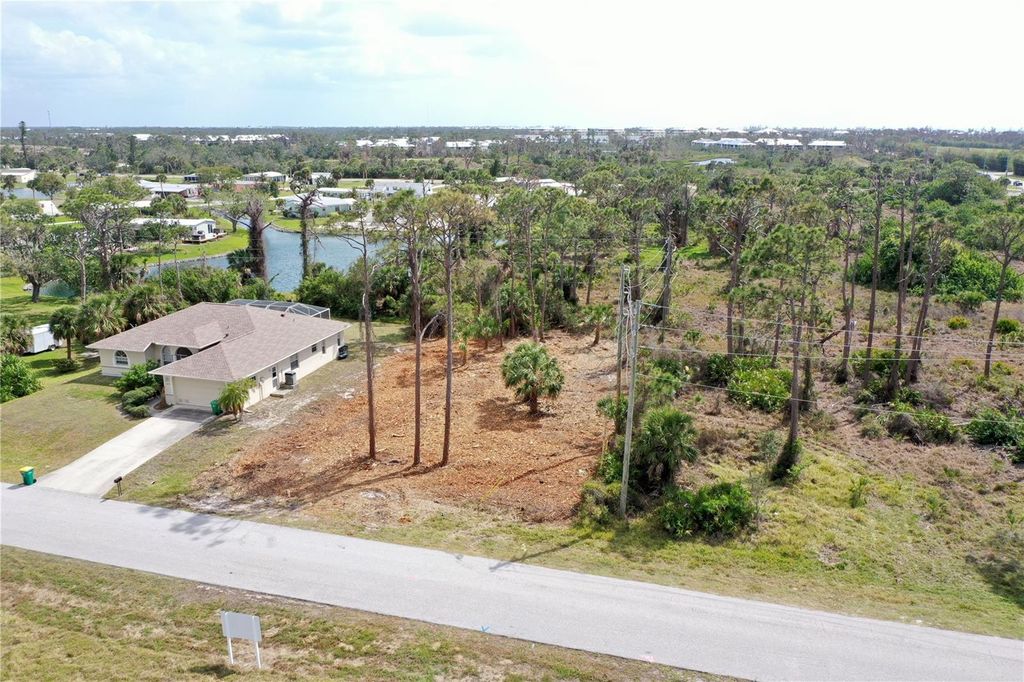 Photo of 8905 Bantry Bay Blvd, Englewood, FL 34224 (MLS # C7491034)