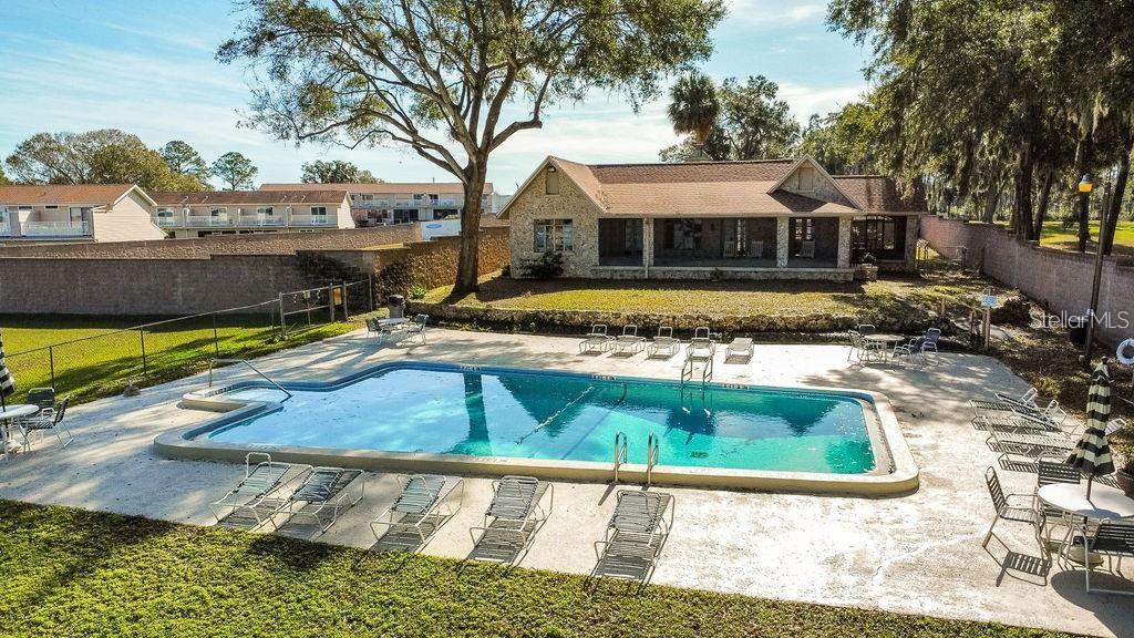 LOCH HARBOR VILLAGE - Residential