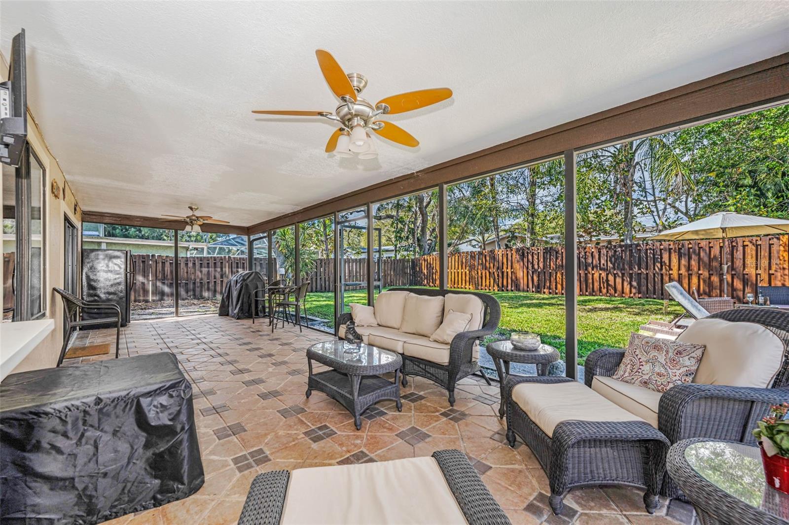 ROSETREE COURT - Residential