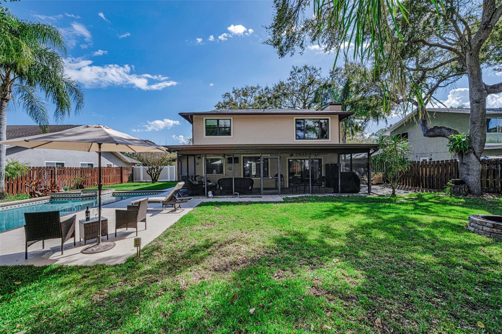 ROSETREE COURT - Residential