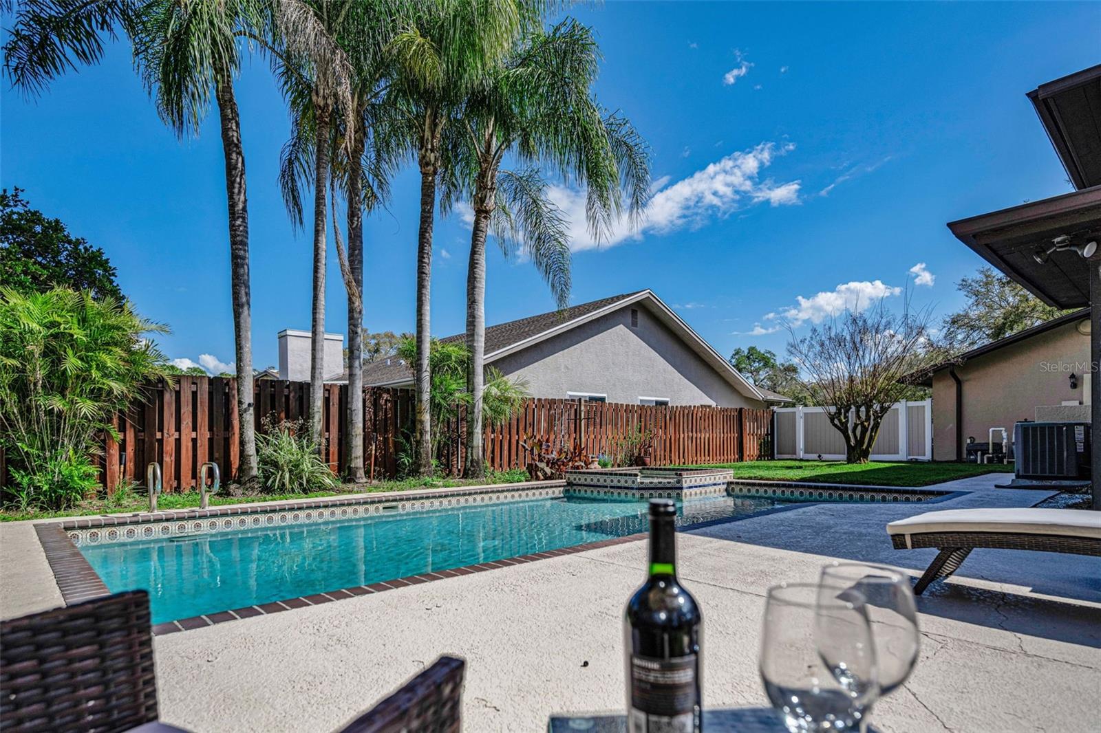 ROSETREE COURT - Residential