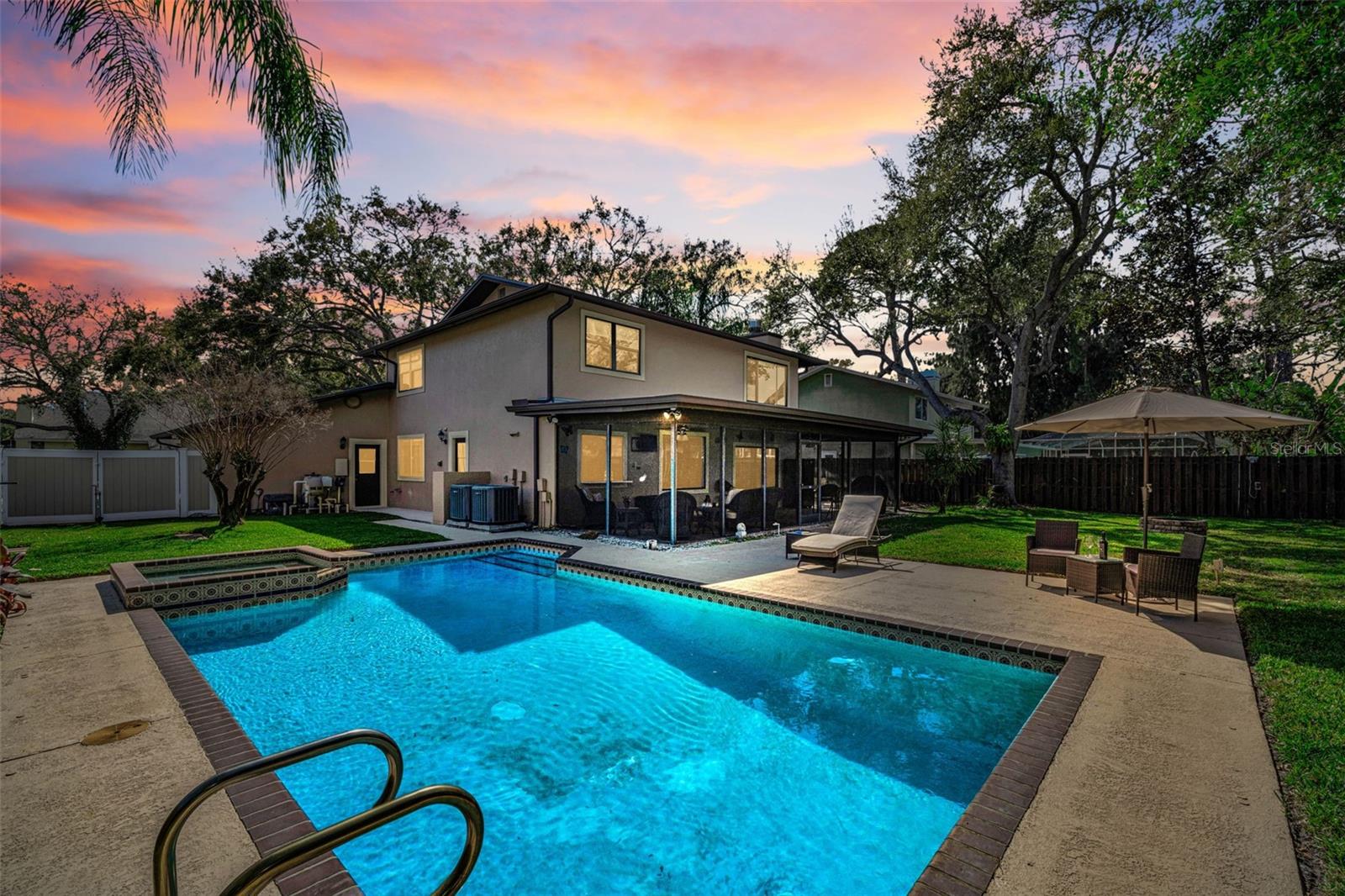 ROSETREE COURT - Residential