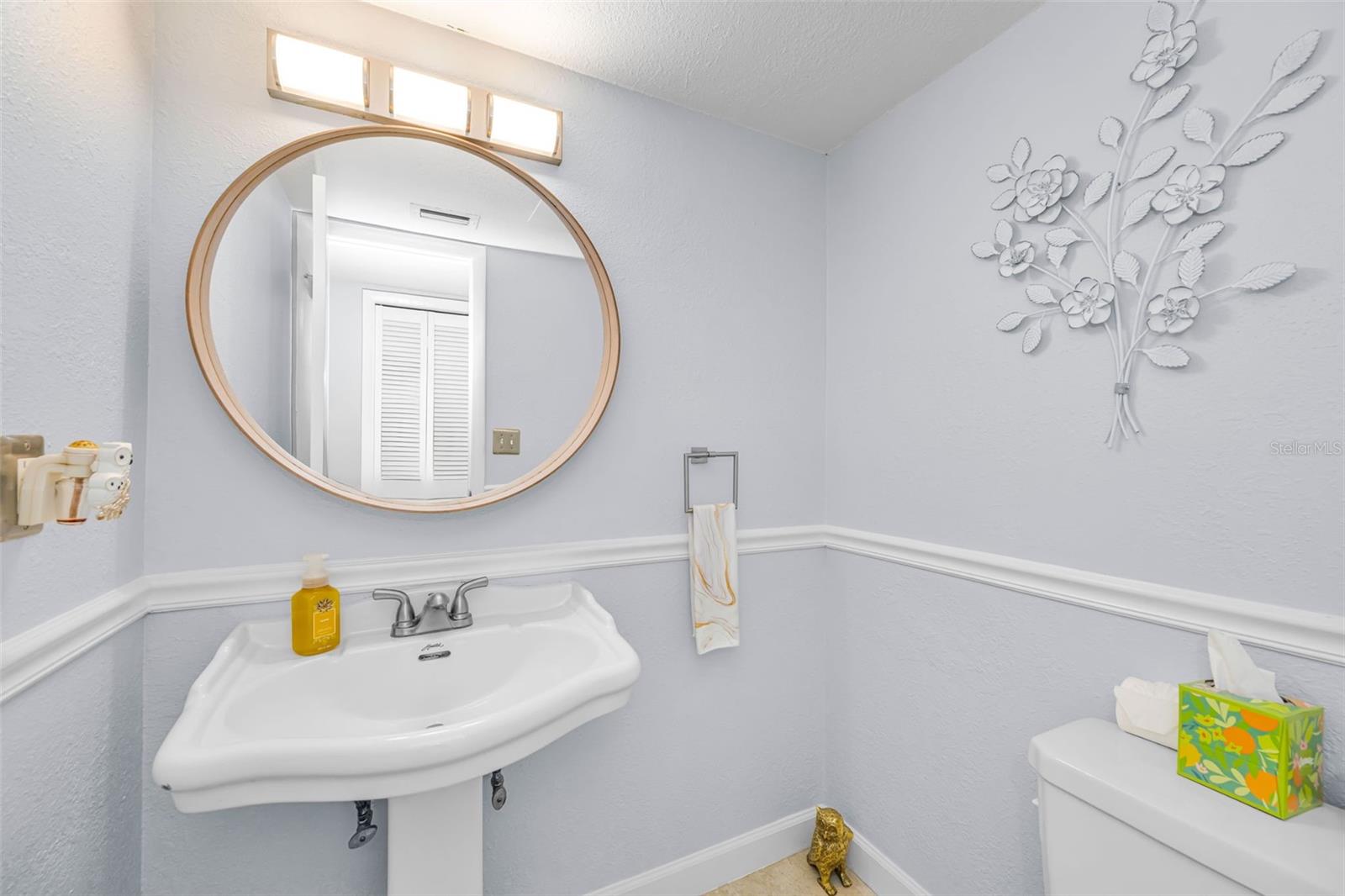 ROSETREE COURT - Residential