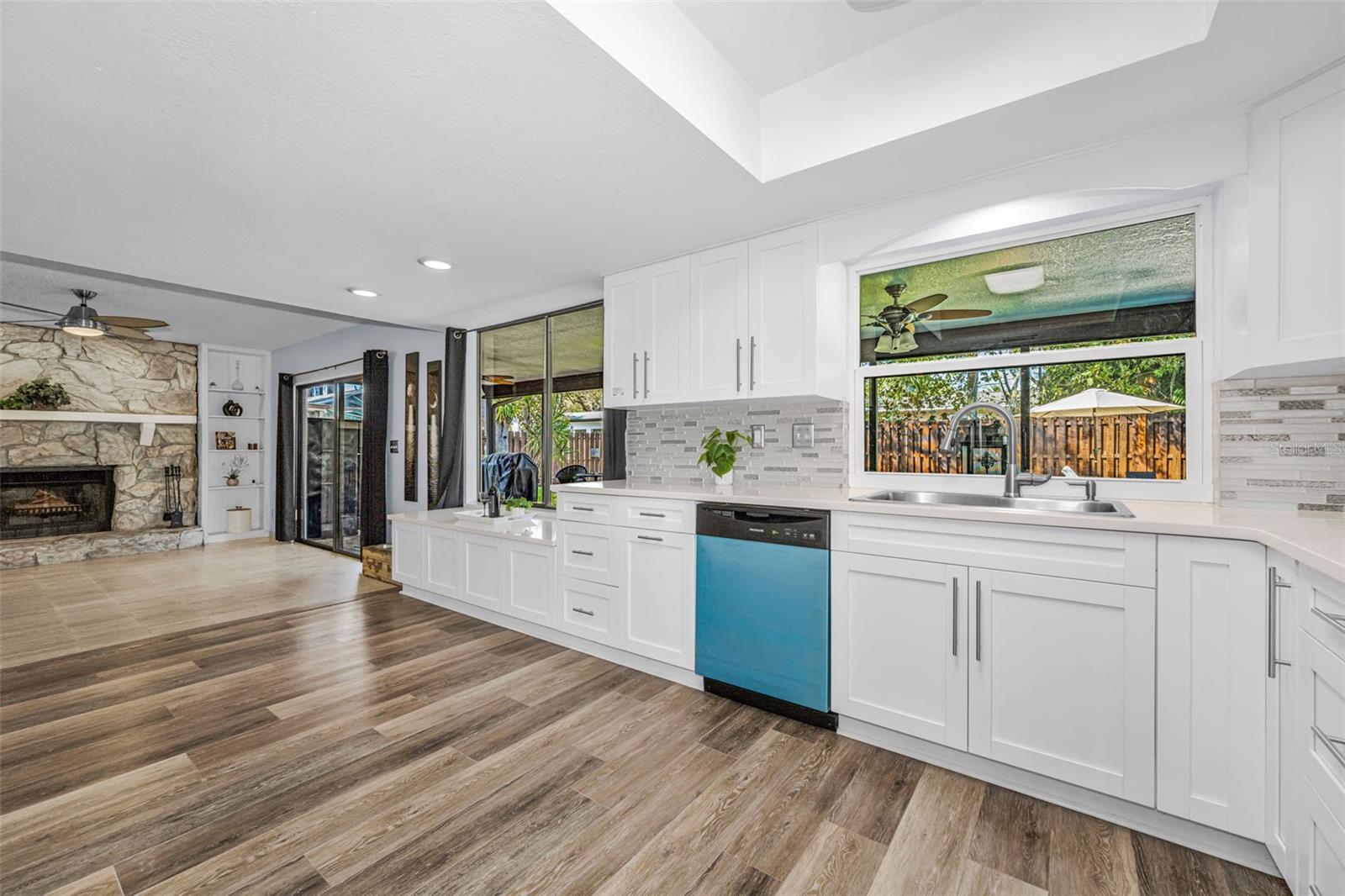 ROSETREE COURT - Residential