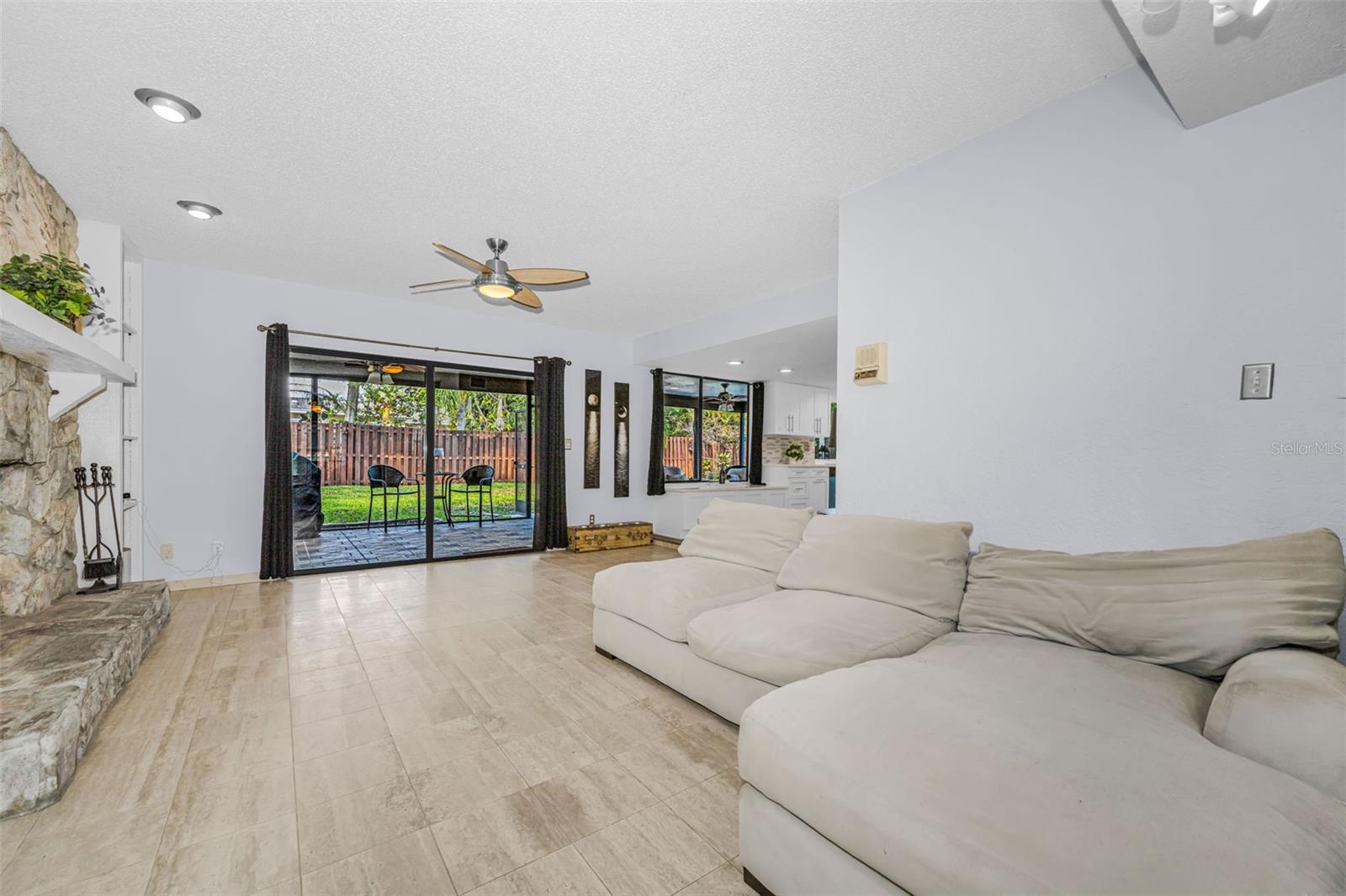 ROSETREE COURT - Residential