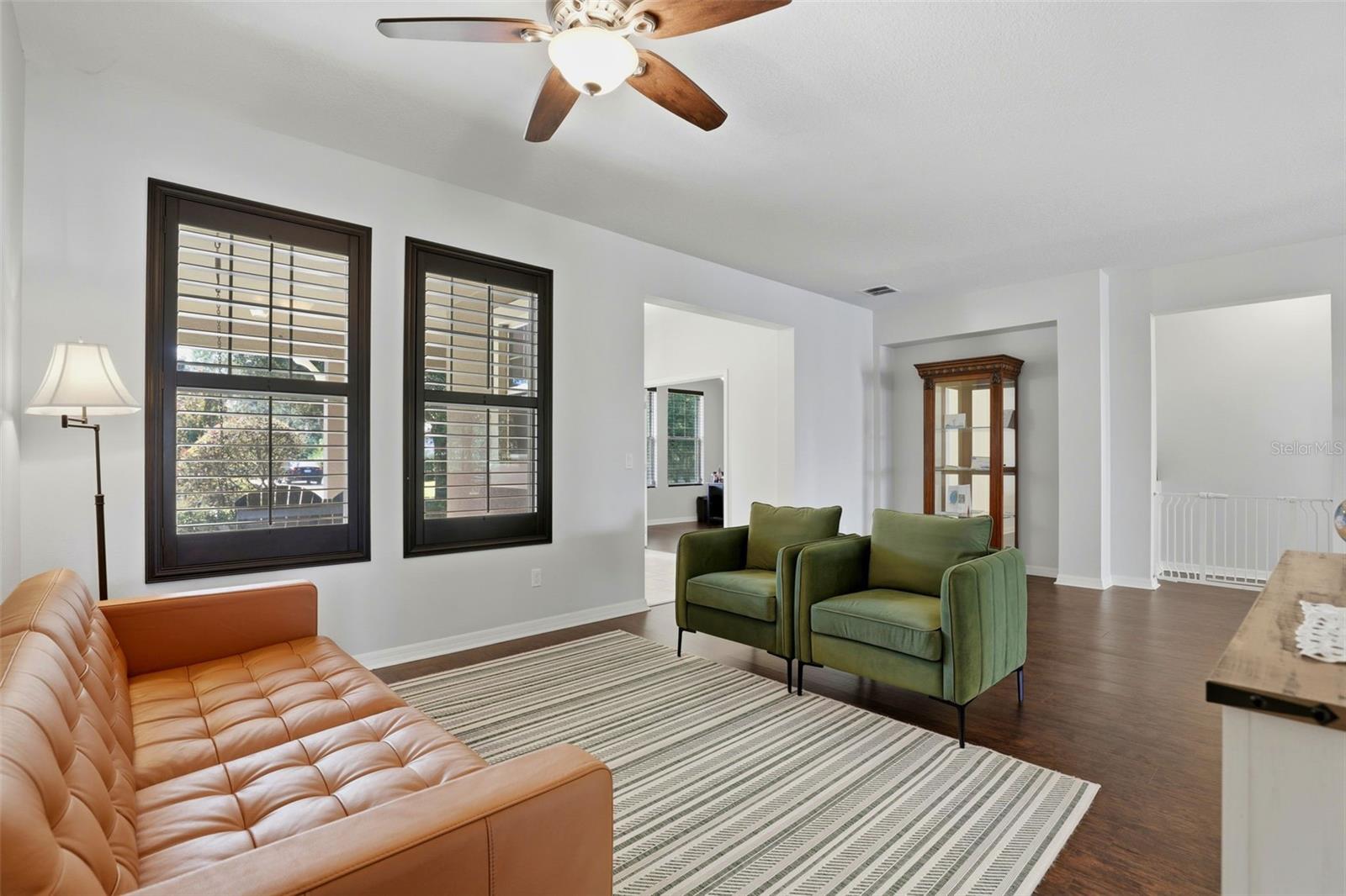 WATERS EDGE/LK NONA UN 01 - Residential